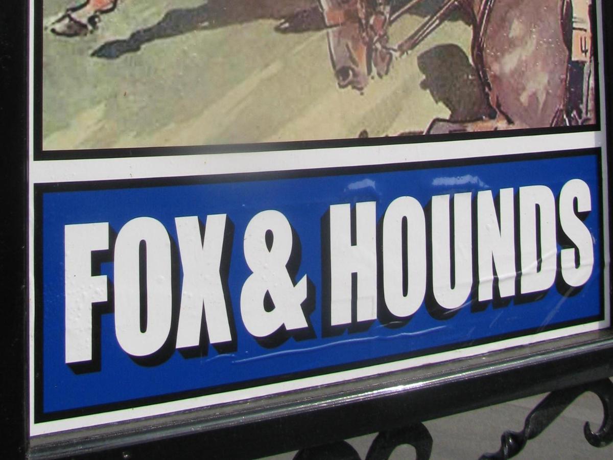 The Fox & Hounds Inn Cattistock Exterior photo